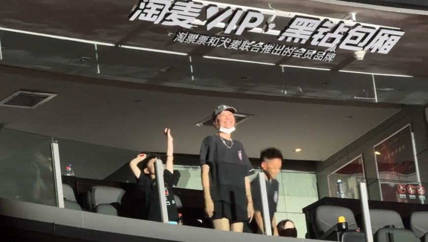 胡梅尔斯宣布退役,四肖八码中特免费资料,最新热门解答落实_专家版V14.69